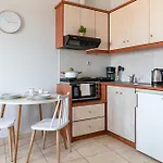 Alexandros Seaview Apartment